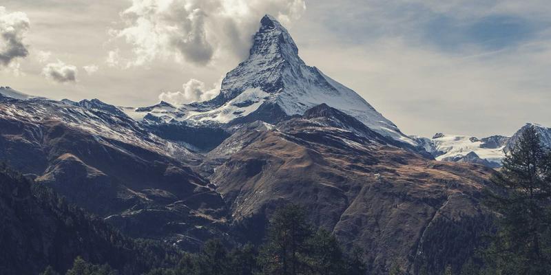 广西鼎坚电力60：深耕电力全产业链，赋能广西工业发展的可靠伙伴